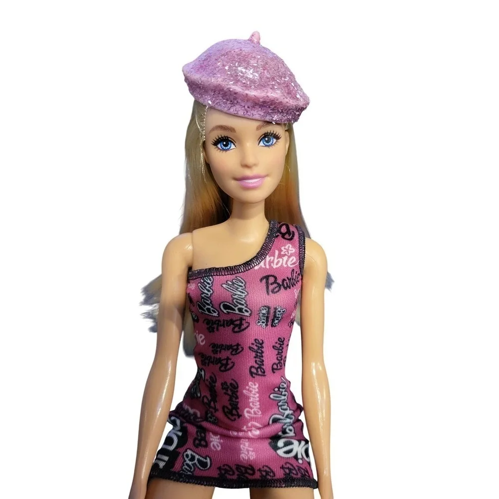 Barbie Doll Pink Dress Beret‎ Hat Blonde Hair Blue Eyes Fashion Toy